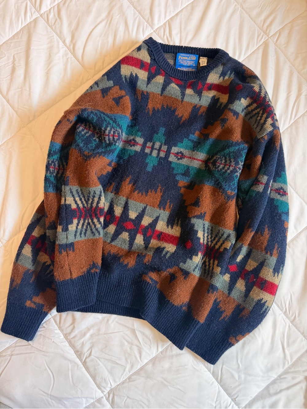 Pendleton sweater - Picture 3 of 4